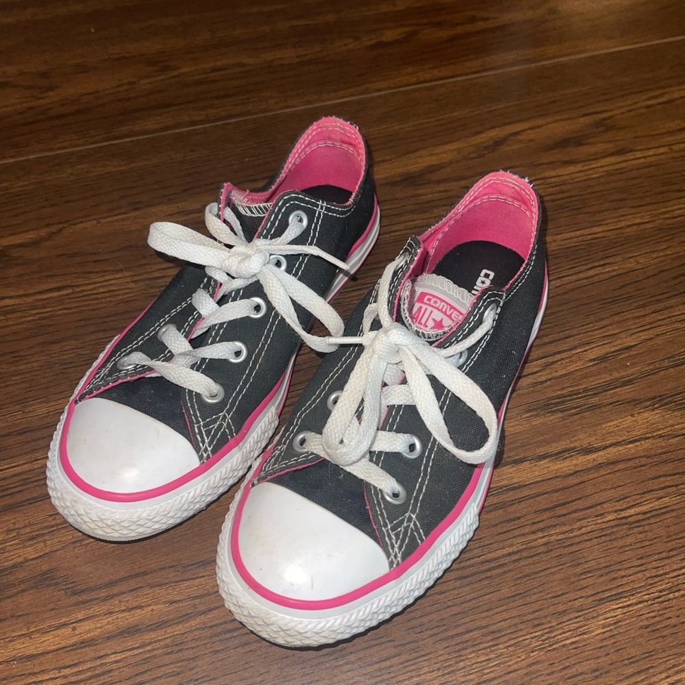 girls converse shoes